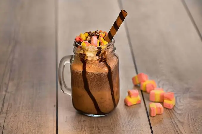 Special Shake By Wooden Spoon 
