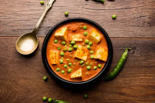 Matar Paneer 