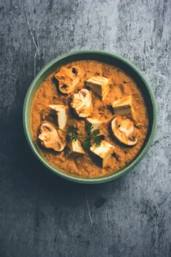 Mashroom Paneer Masala 