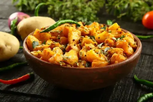 Aloo Gobhi by Wooden Spoon