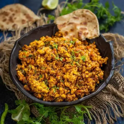 Paneer bhurji by Wooden Spoon 